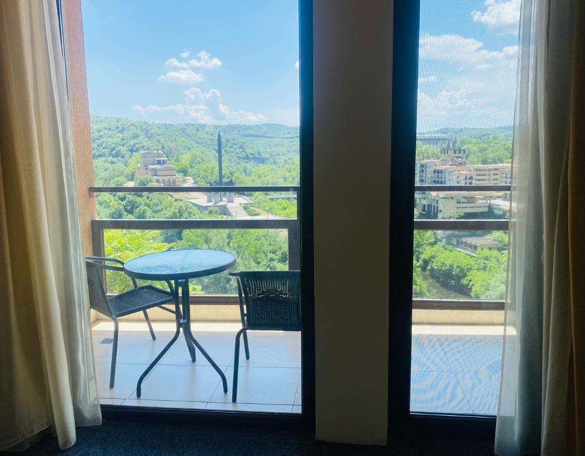 וליקו טורנובו Hotel Panorama מראה חיצוני תמונה