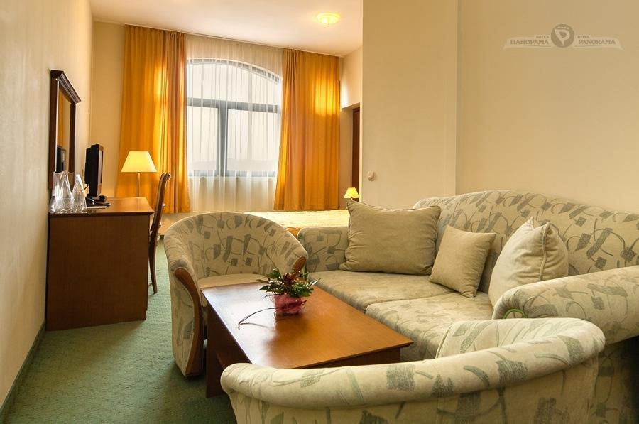 וליקו טורנובו Hotel Panorama מראה חיצוני תמונה